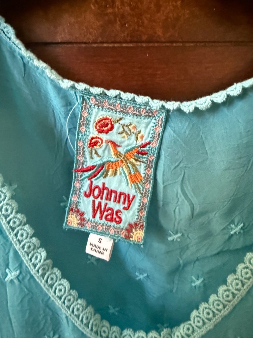 Johnny Was V-scoop neck tank top- S - Picture 2 of 5